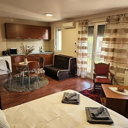 Apartmani Trio Vrnjacka Banja Exterior photo